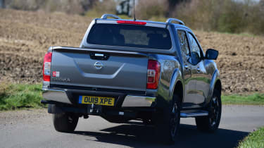 Nissan Navara Review - Pictures | Auto Express